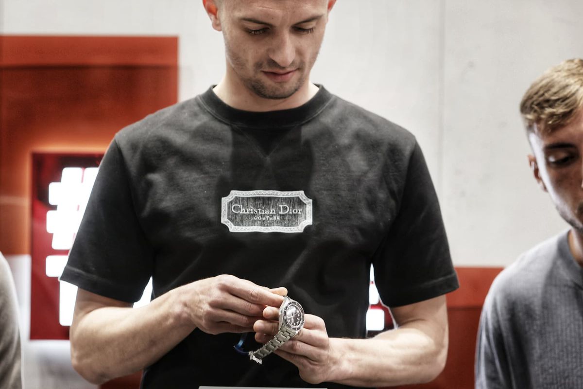 Elias Charalambous și jucătorii de la FCSB au primit ceasuri de lux! Ce spune antrenorul despre revenire: „Prima opțiune ar fi FCSB”