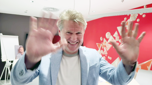 Florin Răducioiu (56 de ani)