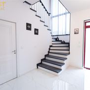 Casa lui Lucian Goian, scoasă la vânzare pentru suma de 547.000 euro / foto: trustimobiliare.ro