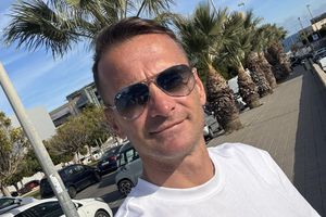 Fostul campion cu Dinamo și-a scos casa la vânzare! Cere 547.000 euro pentru imobilul de lux