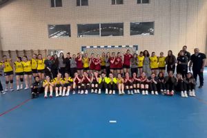 Prietene, nu adversare! Rapid și Chiajna, gest splendid pentru tânăra handbalistă Carina Vasile: „Te așteptăm pe teren!”