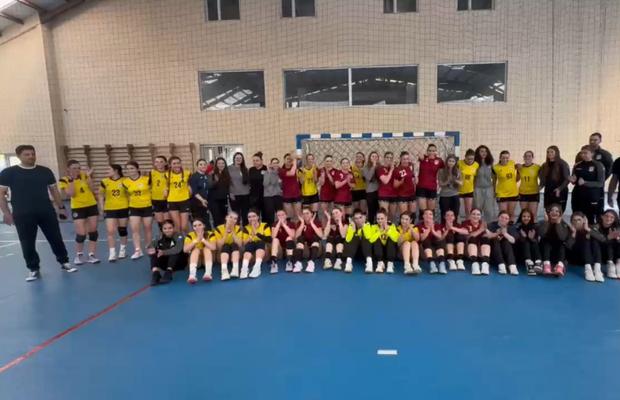 Prietene, nu adversare! Rapid și Chiajna, gest splendid pentru tânăra handbalistă Carina Vasile: „Te așteptăm pe teren!”
