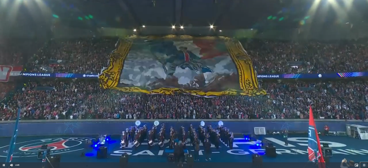 Coregrafie spectaculoasă la PSG - Bayern