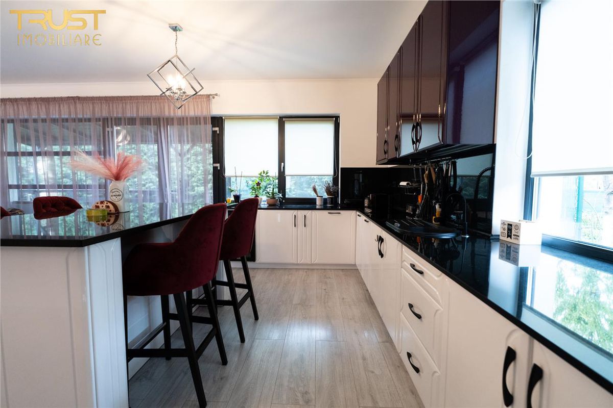 Fostul campion cu Dinamo și-a scos casa la vânzare! Cere 547.000 euro pentru imobilul de lux