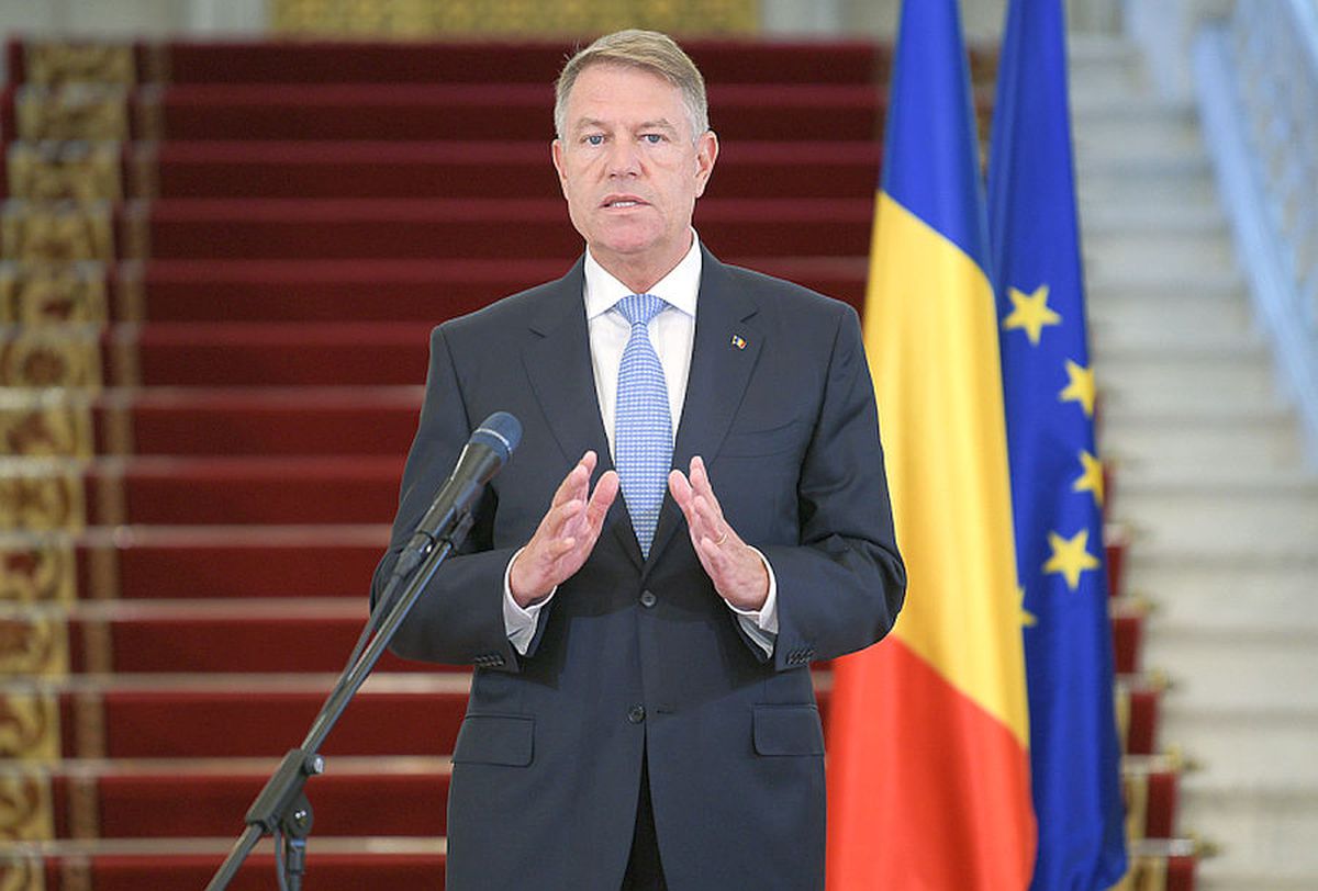 FCSB. Gigi Becali a interpretat conferința lui Iohannis: „Înseamnă că și la fotbal pot fi 500 de oameni. Nu sunt suporteri, sunt «nesuporteri»”