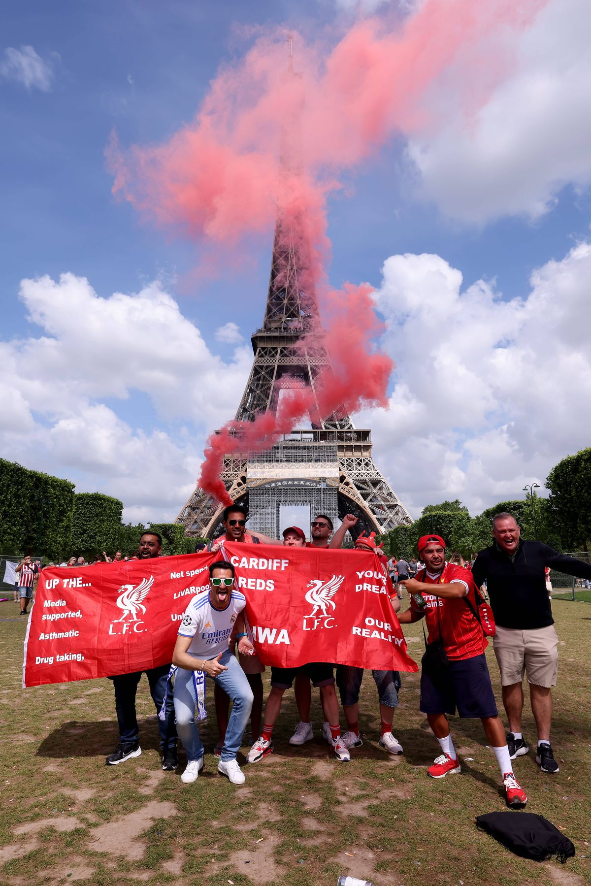 Imagine de colecție la finala UCL » Mircea Lucescu, Ion Țiriac și Ronaldo în tribune la Liverpool - Real Madrid