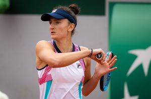 Irina Begu defilează la Roland Garros și își egalează cea mai bună performanță din carieră! Cine o așteaptă în turul următor + suma impresionantă câștigată