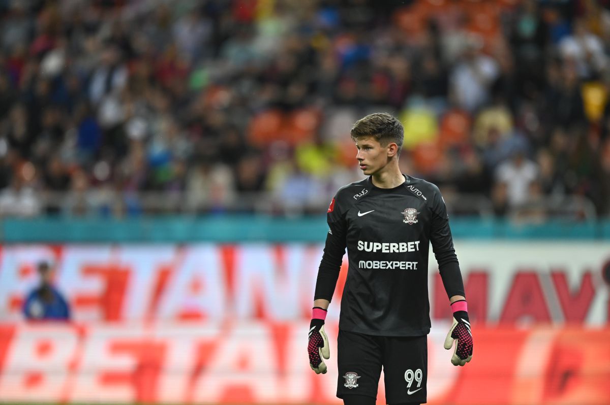 Portarul de 16 ani al Rapidului a doborât un record vechi de 70 de ani! Moment istoric în finalul derby-ului FCSB - Rapid