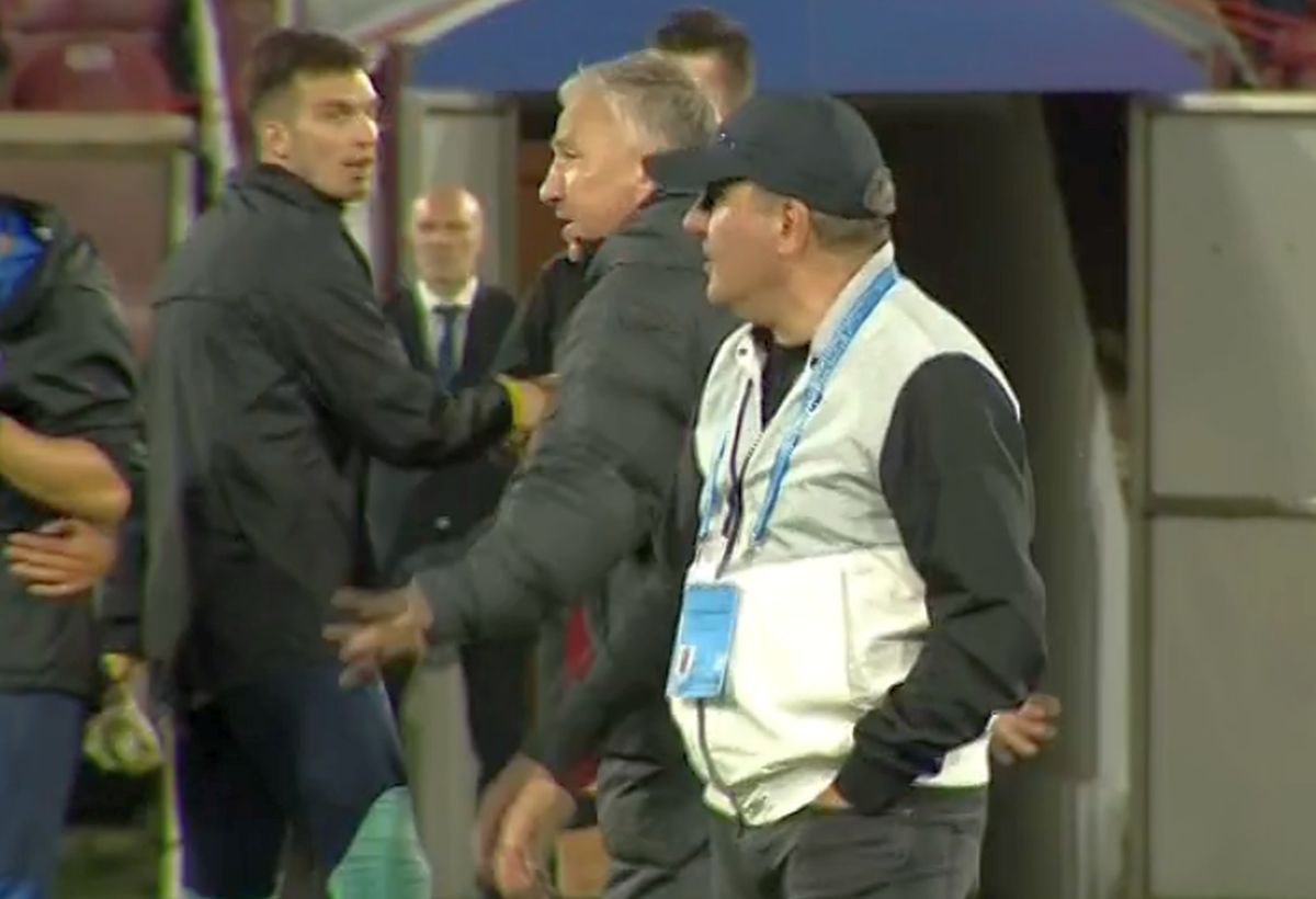 Viorel Moldovan îl atacă pe Dan Petrescu după scandalul de la CFR Cluj - Farul: „Sunt șocat! Voia ca Farul să se dea la o parte?”