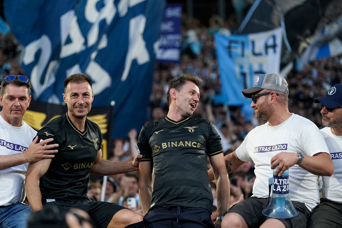 Ștefan Radu, „Il Boss”: 15 ani, 427 de meciuri și 6 trofee în culorile lui Lazio! Maurizio Sarri îl propune în conducere, dar clubul l-a trimis altundeva