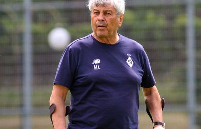 Mircea Lucescu, și în cârje pe teren! Imagini impresionante cu antrenorul român + Refuză ideea retragerii