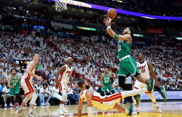 Boston Celtics poate rescrie istoria în NBA! Succes uluitor pe terenul lui Miami + Când e meciul decisiv