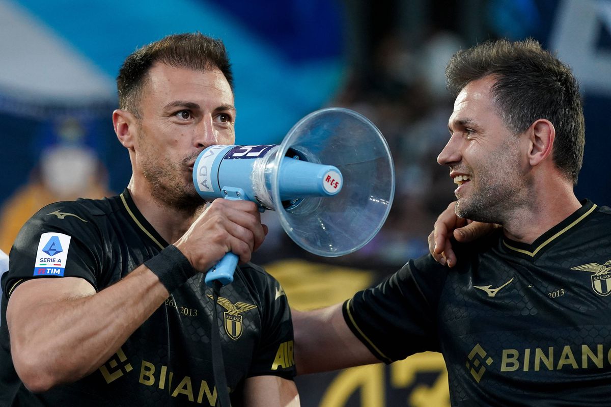 Ștefan Radu, „Il Boss”: 15 ani, 427 de meciuri și 6 trofee în culorile lui Lazio! Maurizio Sarri îl propune în conducere, dar clubul l-a trimis altundeva