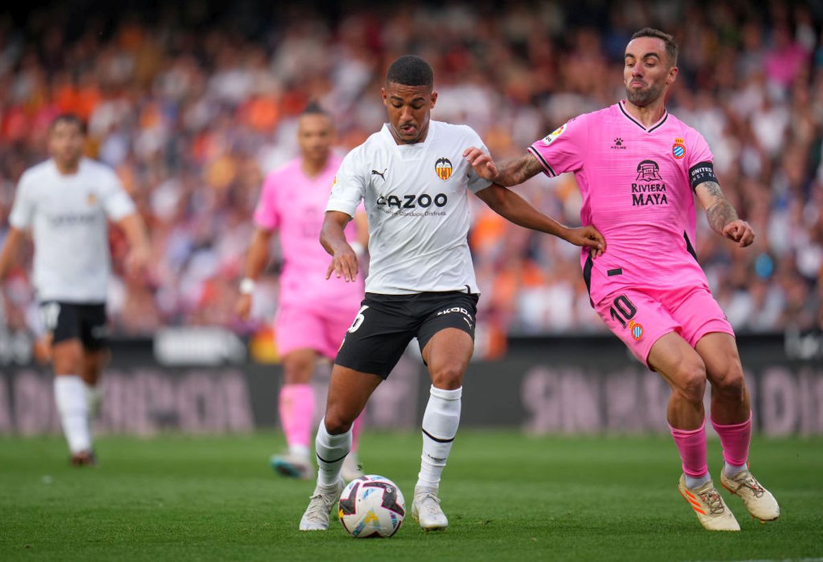 Valencia - Espanyol 2-2 » Derby nebun la retogradare! „Liliecii” au egalat în minutul 90+3, dar tot nu sunt siguri de rămânerea în La Liga