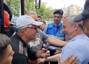 Mircea Rednic, asaltat la Buzău: „Hai la Dinamo, că acolo e locul matale!” » A urmat o replică acidă a antrenorului