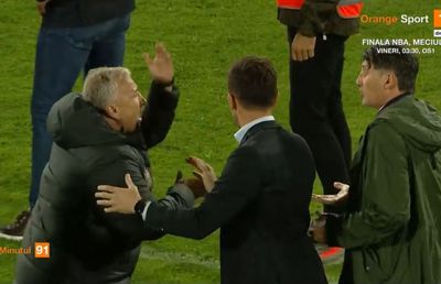 Ce ar fi strigat Petrescu imediat după eșecul cu Farul: „Asta spunea pe teren! Ai reprezentat România, ești prieten cu Popescu și Hagi, nu poți ajunge în halul ăsta”