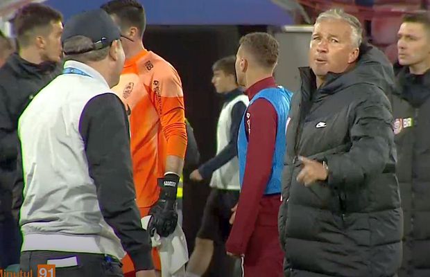 Scene șocante după CFR Cluj - Farul » Dan Petrescu i-a bătut obrazul lui Hagi, apoi a dat să sară la bătaie! + Burcă, eliminat