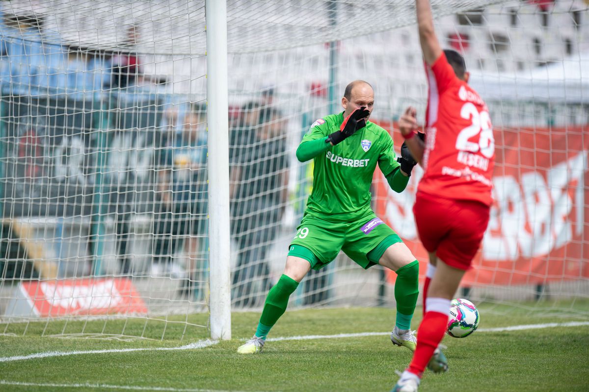 Gloria Buzău - UTA 0-0. Nimic la nimic în turul barajului pentru SuperLiga » Totul se decide la Arad
