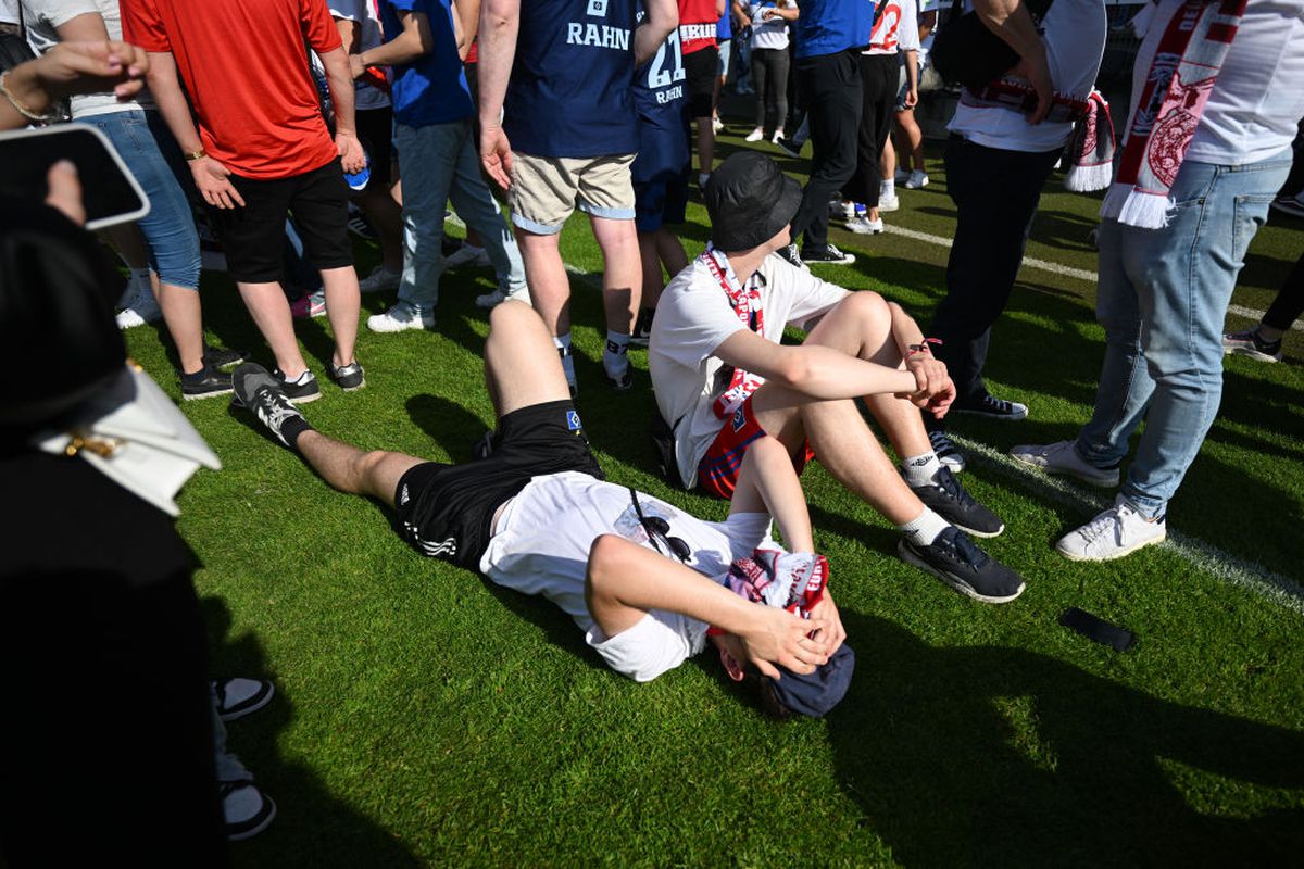 Blestemul lui Hamburg continuă! Desfășurare NEVEROSIMILĂ în lupta pentru promovarea în Bundesliga