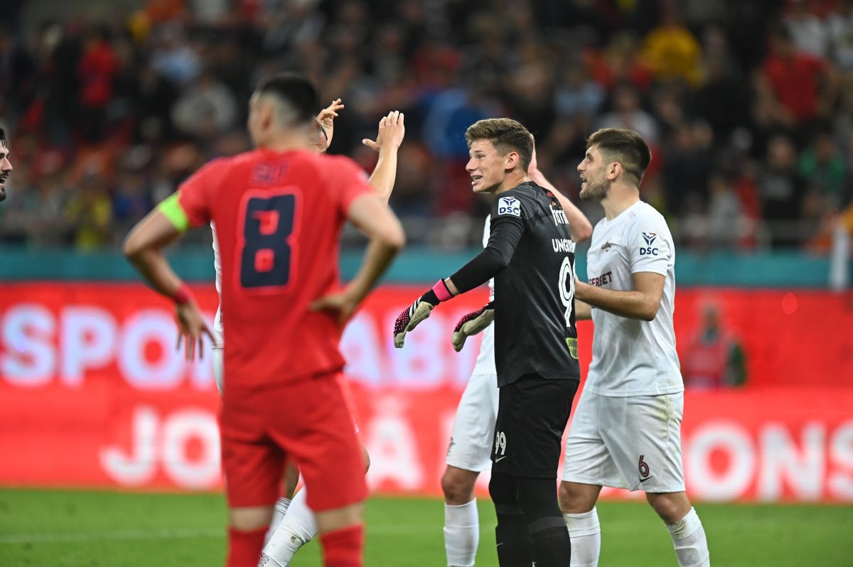 Portarul de 16 ani al Rapidului a doborât un record vechi de 70 de ani! Moment istoric în finalul derby-ului FCSB - Rapid