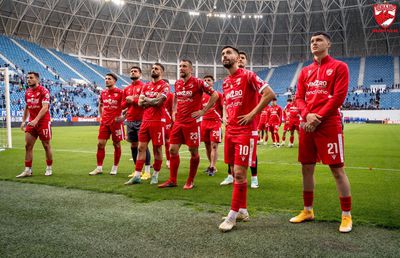 „Cel puțin 9 jucători din lotul acesta trebuie să dispară!” » Cel mai dur mesaj după ce „câinii” s-au salvat in extremis de la retrogradare