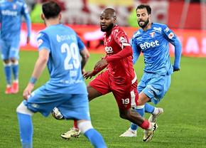 Se îngroașă gluma pentru clubul din Superligă! Încă un litigiu la FIFA, interdicție la transferuri, dar șefii dau asigurări: „Gravitate zero”