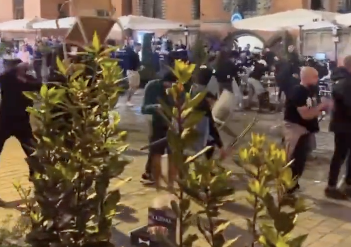 Bătaie generală înainte de finala Confernce League