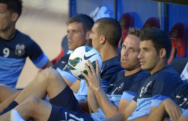 „Cine ar câștiga un meci FCSB - Steaua Roșie Belgrad?” » A jucat la amândouă și răspunde: „Nici n-aș ști cu cine să țin”