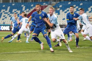 Ce transfer! A fost în lot la haosul din România - Kosovo și vine în Superliga: contract pe 2 ani