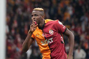 Pachet de 200 de milioane pentru Victor Osimhen! » Atacantul lui Napoli ridică însă pretenții exorbitante