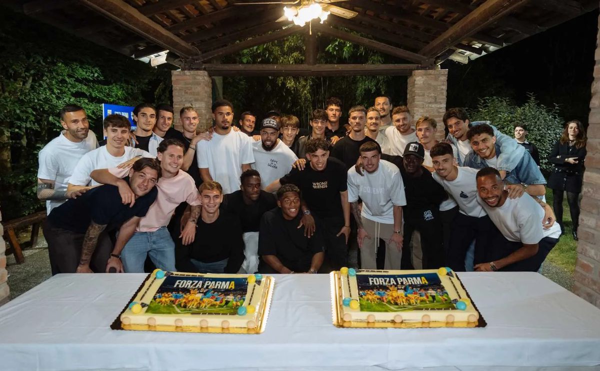 Petrecerea de final de sezon dată de Parma după salvarea de la retrogradare