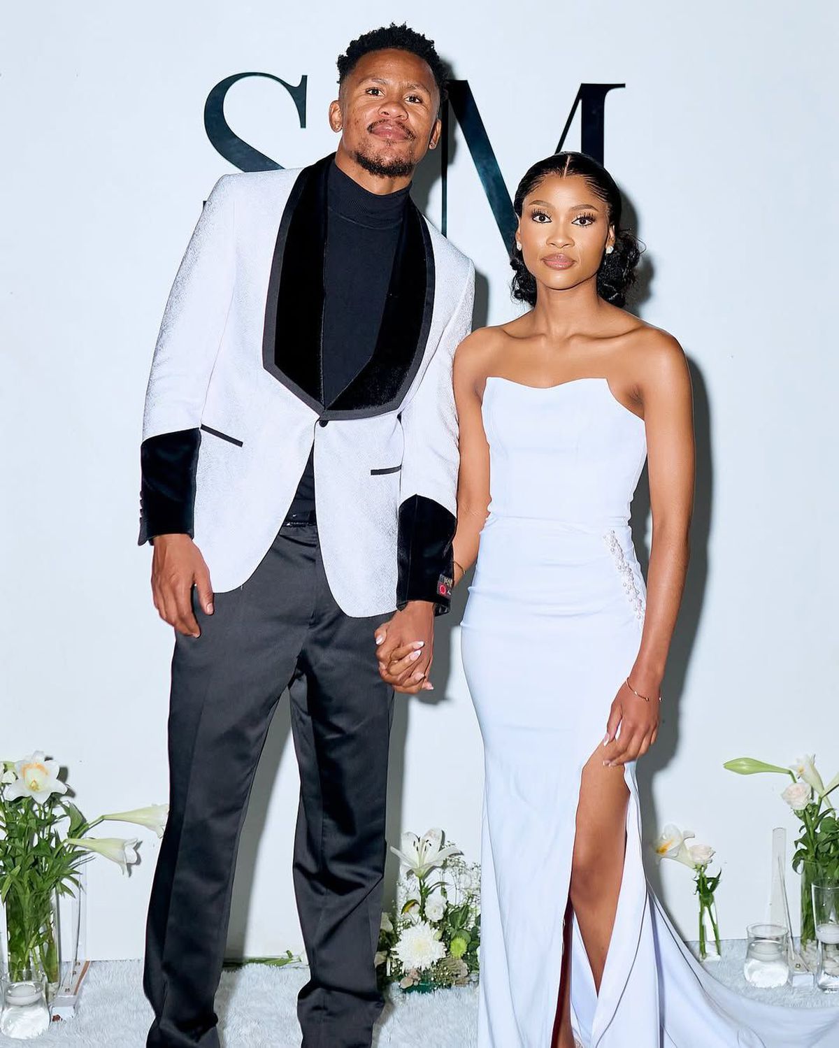 Siyabonga Ngezana, cu soția Mbali Malindi în vacanță în Mykonos