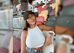 Sosia lui Kim Kardashian vine la Budapesta să-i facă galerie lui Arsenal
