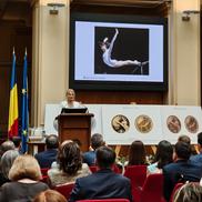 Nadia Comâneci la pupitru, în timpul discursul FOTO Răzvan Petrescu