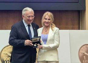 BNR a omagiat-o pe Nadia Comăneci printr-o emisiune numismatică: „O să pun aceste monede lângă medaliile de la Montreal”