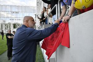 UEFAntasticii, față în față din nou, după 20 de ani » FCSB și Rapid se înfruntă pe „Arcul de Triumf”: toate detaliile de la eveniment
