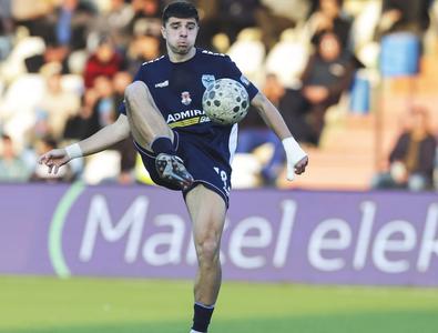 Sârbii anunță: FCSB a făcut ofertă pentru mijlocaș