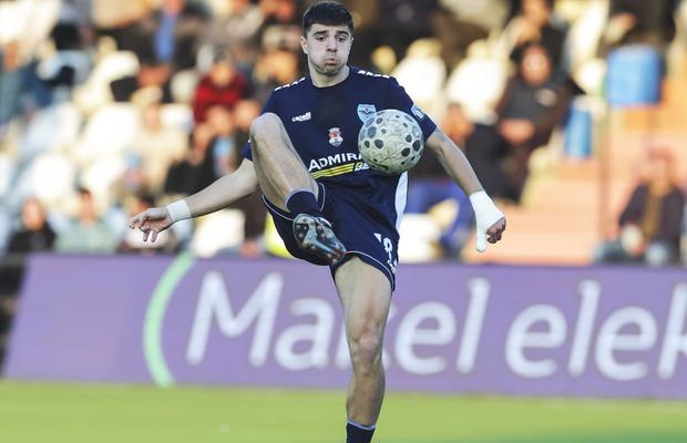 Sârbii anunță: FCSB a făcut ofertă pentru mijlocaș