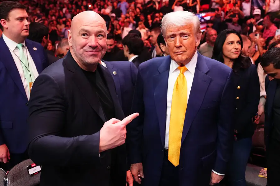 Dana White și Donald Trump O cușcă de UFC, ridicată la Casa Albă » Pregătiri pentru evenimentul care va avea loc de ziua lui Donald Trump