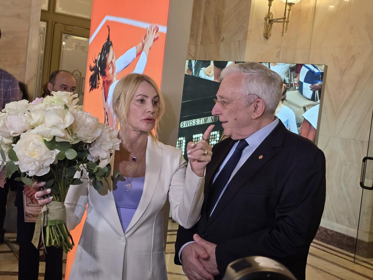 BNR a omagiat-o pe Nadia Comăneci printr-o emisiune numismatică: „O să pun aceste monede lângă medaliile de la Montreal”