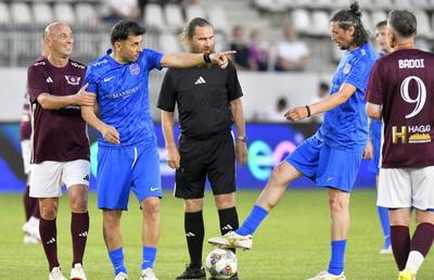 Rămâne cum am stabilit: duelul UEFAntastic s-a încheiat precum în urmă cu două decenii » Pe gazon, FCSB - Rapid n-a fost deloc un demonstrativ