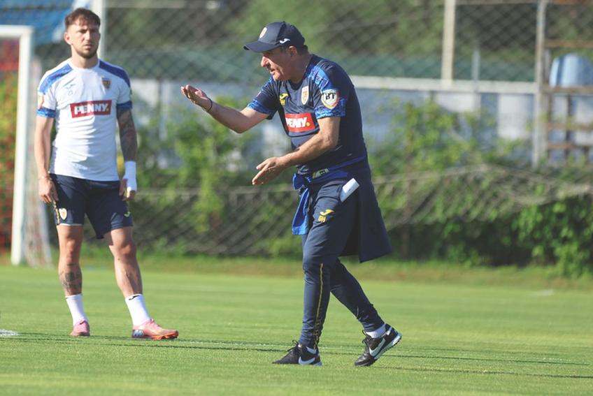 Primele probleme pentru Hagi: Ionuț Radu și Man s-au accidentat/ foto Facebook @Echipa națională de fotbal a României