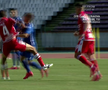 DINAMO - VOLUNTARI. FOTO A părăsit terenul în lacrimi după o lovitură dureroasă, fără minge!