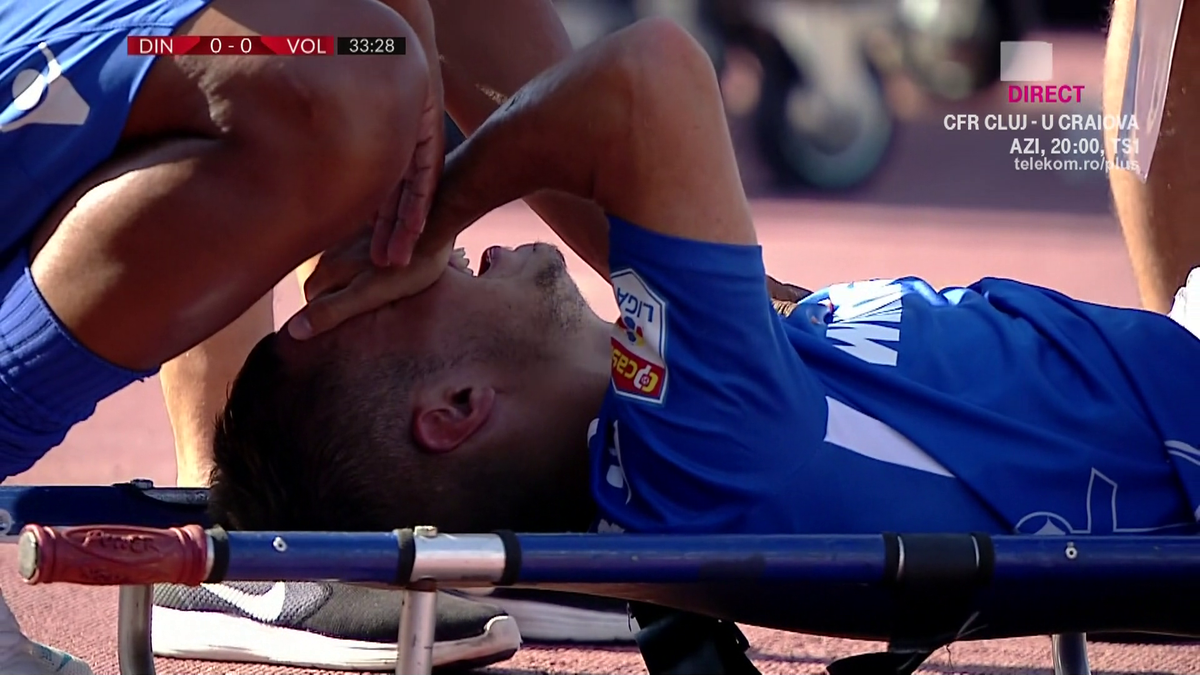 DINAMO - VOLUNTARI. FOTO A părăsit terenul în lacrimi după o lovitură dureroasă, fără minge!