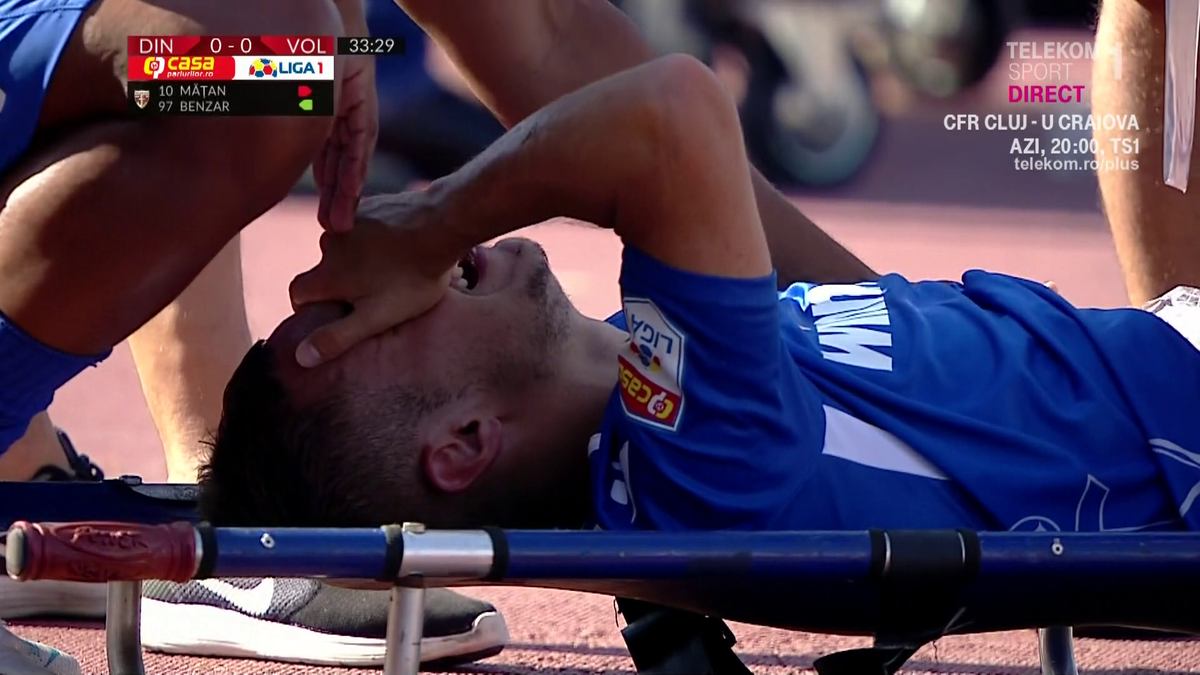 DINAMO - VOLUNTARI. FOTO A părăsit terenul în lacrimi după o lovitură dureroasă, fără minge!