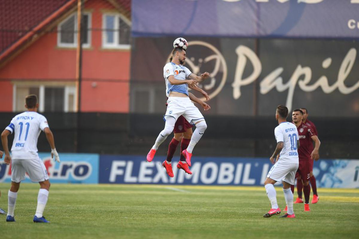 CFR Cluj. Dan Petrescu, primele critici la adresa jucătorilor: „Ei nu ne-au ajutat în acest an!”