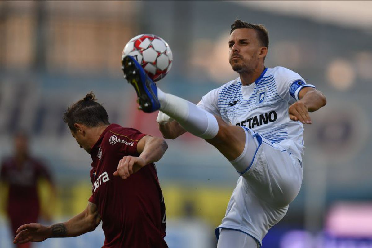 CFR CLUJ - CRAIOVA 2-3. Dan Petrescu, dezvăluiri din vestiar: „Sunt probleme interne la club! Craiova e acum favorită la titlu”
