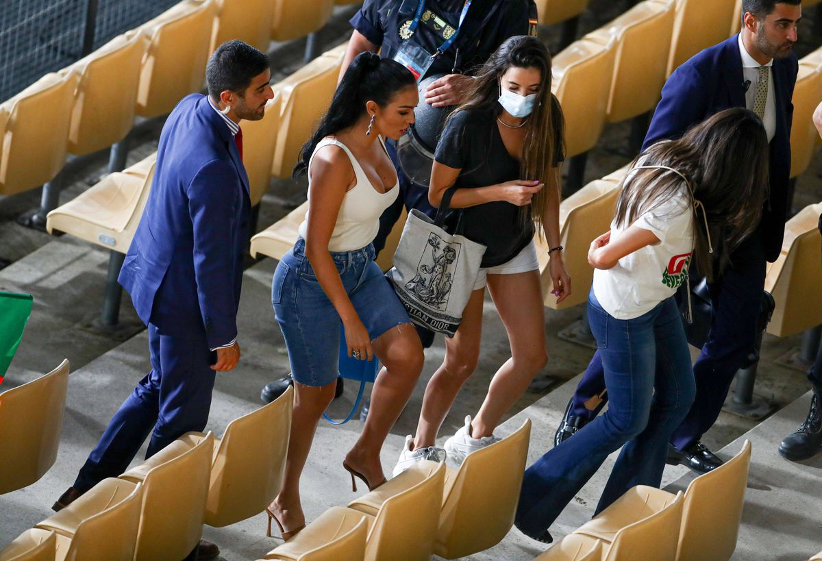 Georgina și Cristiano pe Netflix? Cum a apărut iubita lui Ronaldo la Belgia - Portugalia