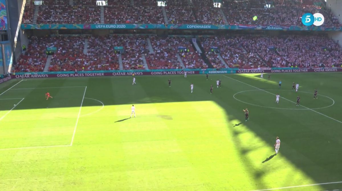 Autogol incredibil în Croația - Spania! Record nebun la Euro