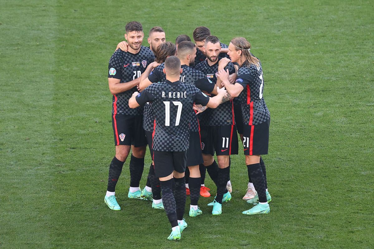 Croația - Spania, urmărit cu sufletul la gură de jucătorii lui Sepsi OSK: „Ați atins mingea?”